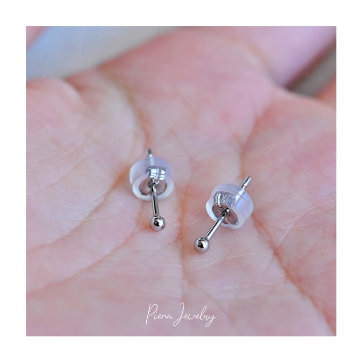 プラチナ900 2mmボールピアス ファーストピアス[品番