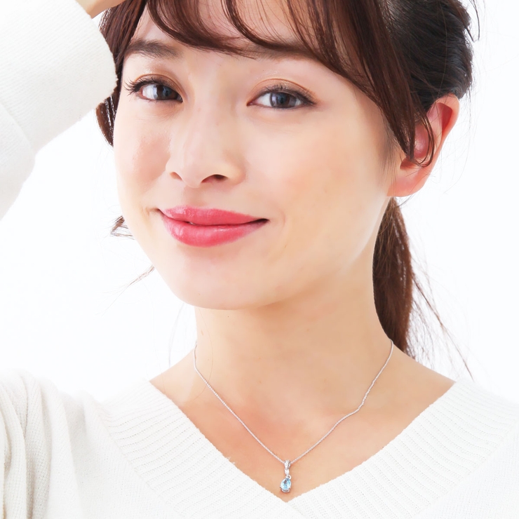 Ashleyn Monedero　アメジストと翡翠の馬型ネックレス ネックレス シルバー925製 ムーンストーン ガーネット