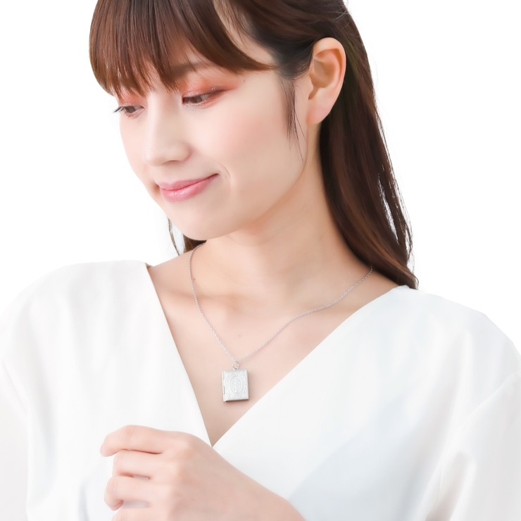 ロケットペンダント ネックレス サージカルステンレス製[品番