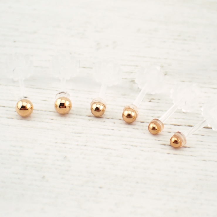4つのカラーバリエーションと3種類の大きさ 使いやすいボールピアスのセット ノン… | アクセサリーショップPIENA | 詳細画像7 