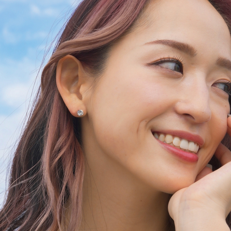 ピアス レディース 6ミリ大粒ラインストーンの6個セット[品番