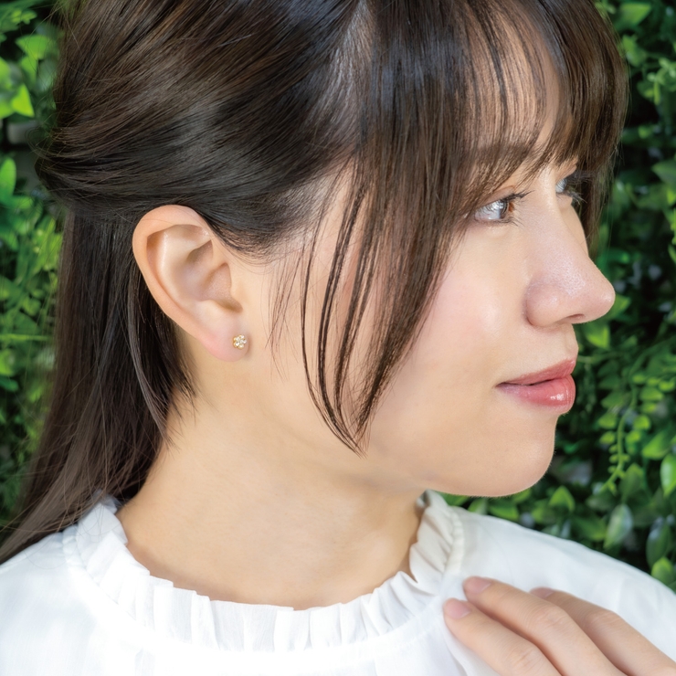 ラインストーンお花型ピアス チタンポストでアレルギーも安心 セカンドピアスにオス… | アクセサリーショップPIENA | 詳細画像9 