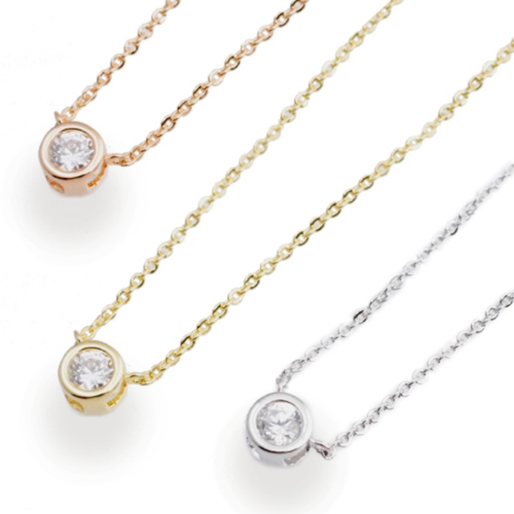 しっかりした枠にジルコニアをセットした王道スタイルのペンダントネックレス | アクセサリーショップPIENA | 詳細画像1