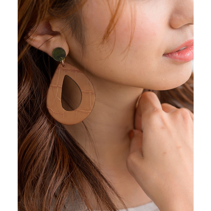 クロコレザーピアス/イヤリング ピアス レザー 大きめ フープ ブラウン