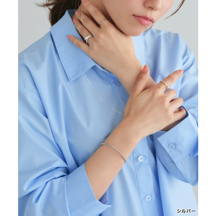 ツイストストレッチバングル