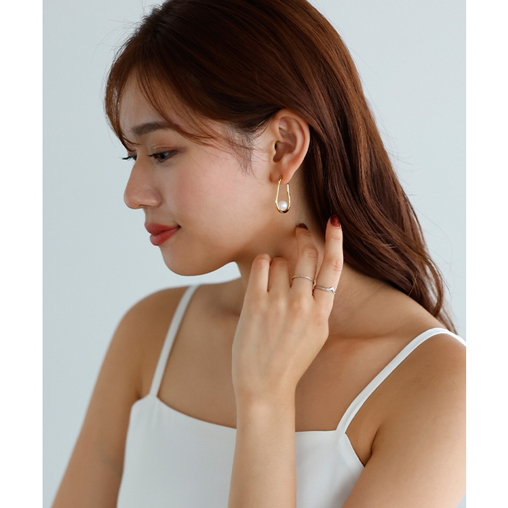 デフォルメフープパールピアス ピアス アクセサリー[品番：PRTW0005186
