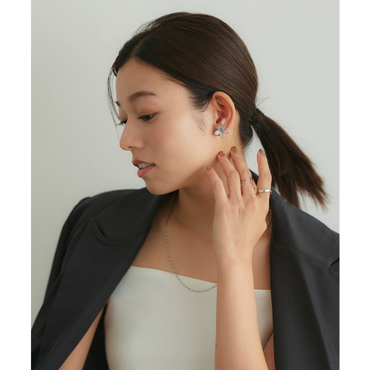 ラインフラワーラメエポピアス