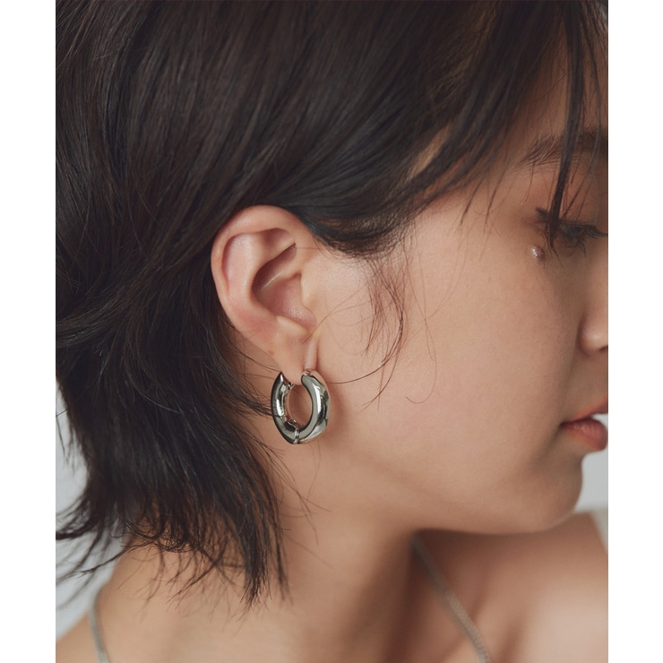 ATELIER ROUGE フープピアス ゴールド/ブラック Amazon | Tresor オーバルフープピアス ゴールド GJ64341