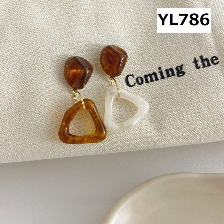 スタッドピアス アクセサリー 琥珀色 | PlusNao | 詳細画像8 