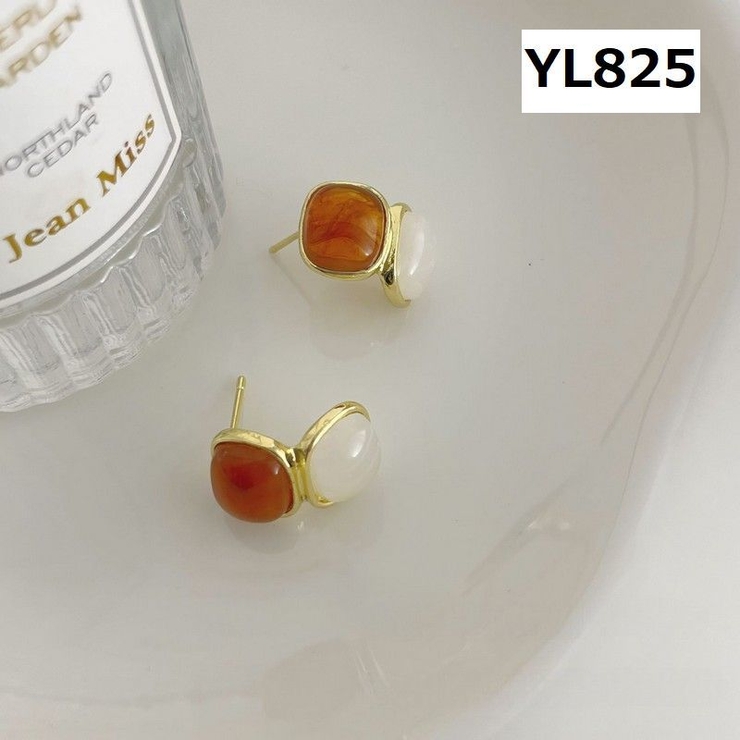 スタッドピアス アクセサリー 琥珀色 | PlusNao | 詳細画像9 