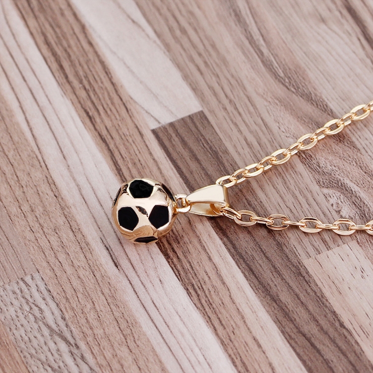 ペンダント サッカーボールチャーム付 チェーンネックレス | PlusNao | 詳細画像3 