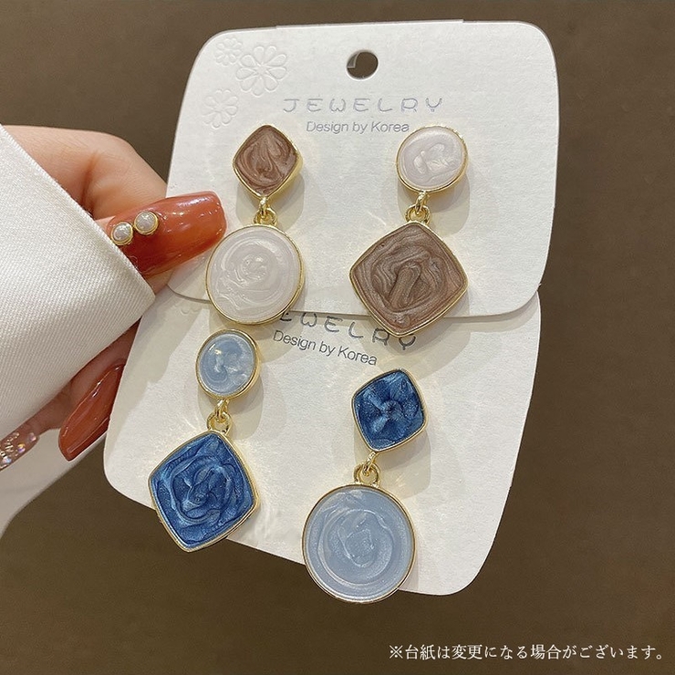 アシンメトリーアクリルピアス（ピアス（両耳用