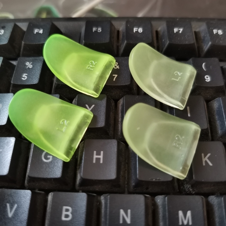 プレイステーション4用コントローラーボタンカバー L2×R2 左右セット | PlusNao | 詳細画像7 