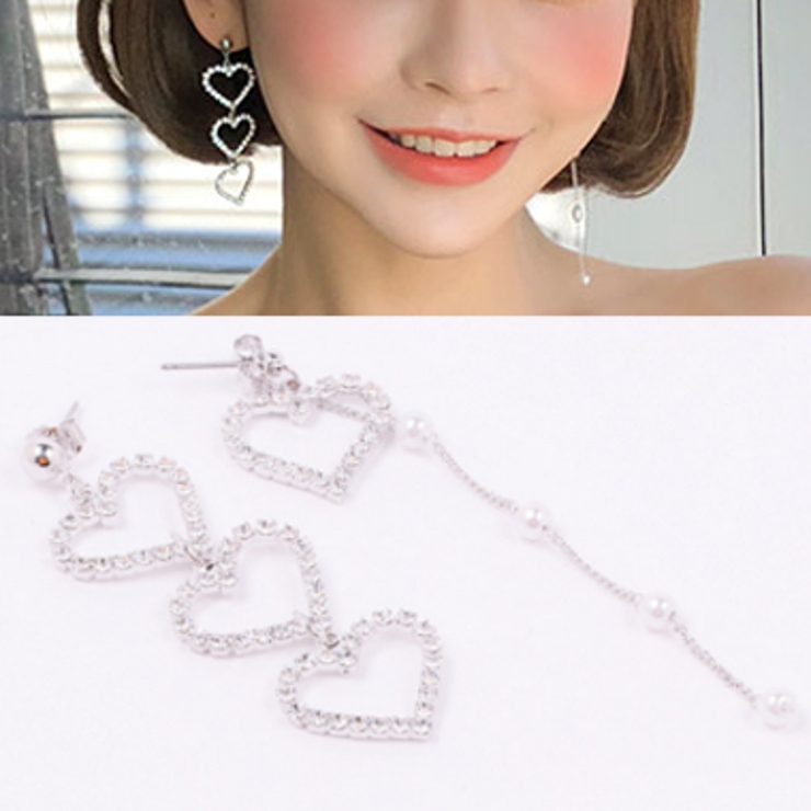 Silver | フォーハーツアシンメトリーピアス ピアス きらきら | PREMIUM K