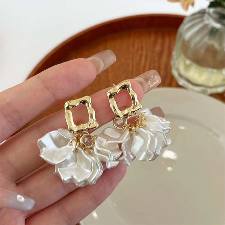 花びらのドロップ ピアス 韓国ファッション | RAKUku | 詳細画像8 