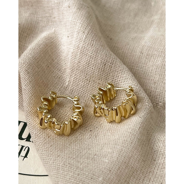 ゴールド | ウェーブピアス フープピアス | RAKUku