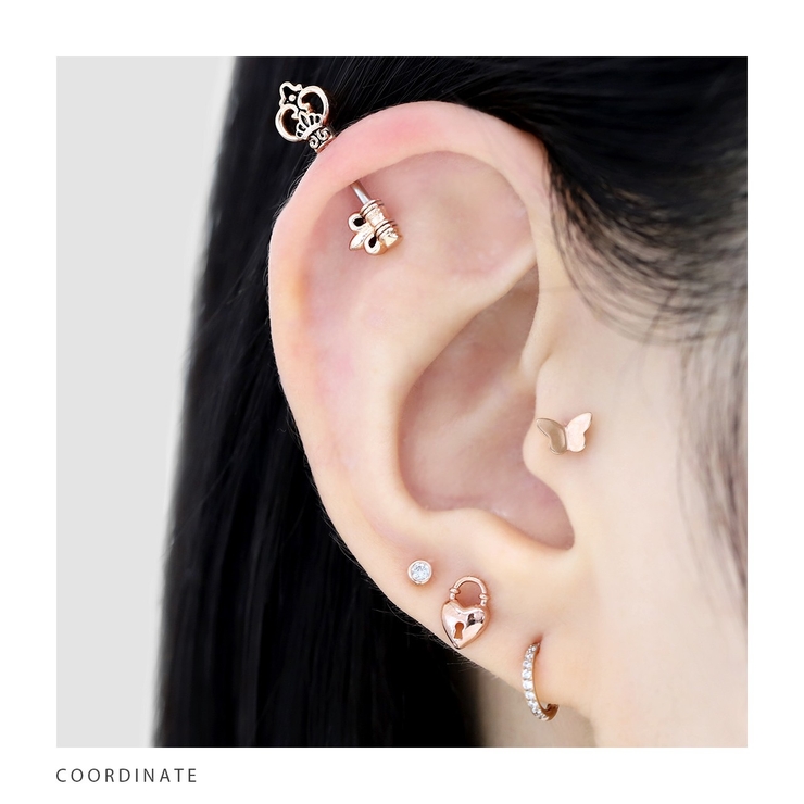 軟骨ピアス 鍵キーモチーフアンティーク紋章アンテナへリックス