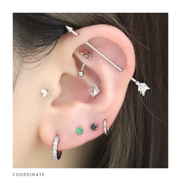 軟骨ピアス ひっかからないジュエルトラガスサージカル