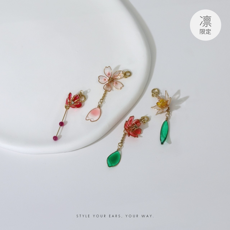 チャーム 花フラワー和和風季節の花 ボディピアス[品番：RINA0002492