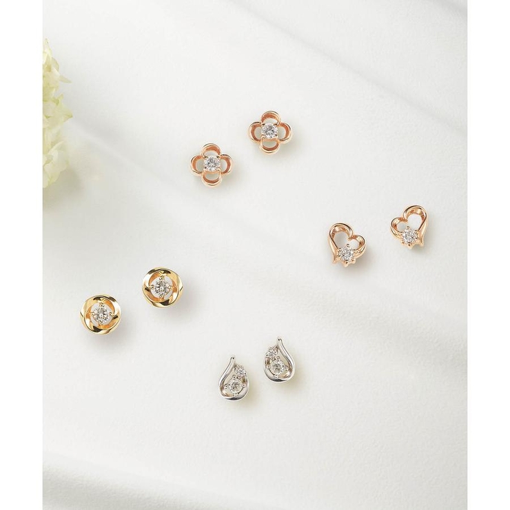 フラワー ダイヤモンドピアス[品番：STJW0003428]｜Samantha Tiara 