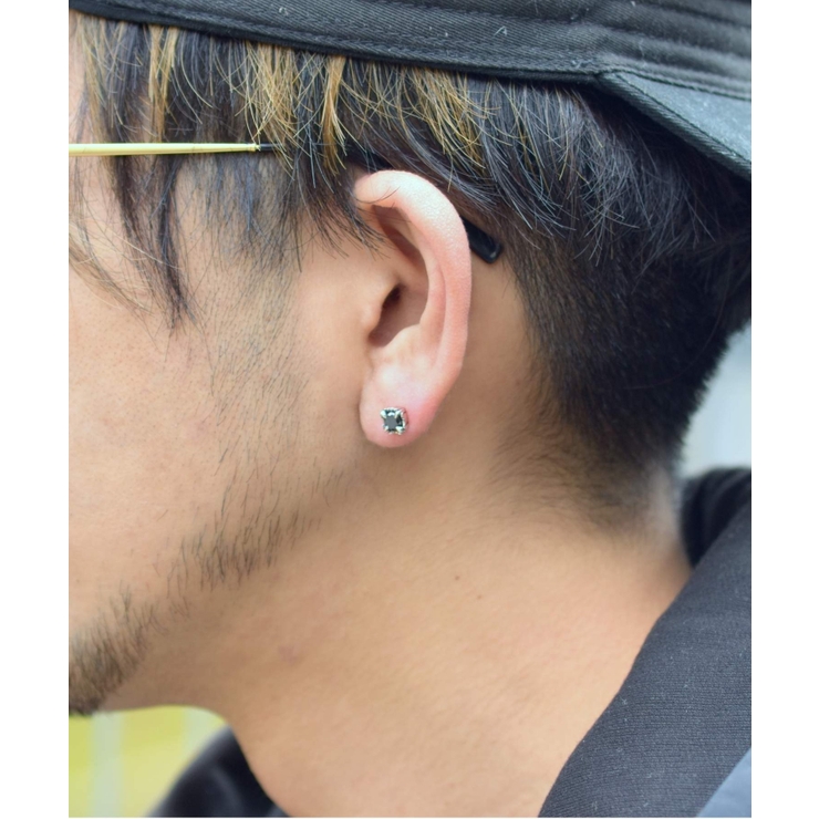 LH PROGRESSO ブリリアントカットピアス/SV
