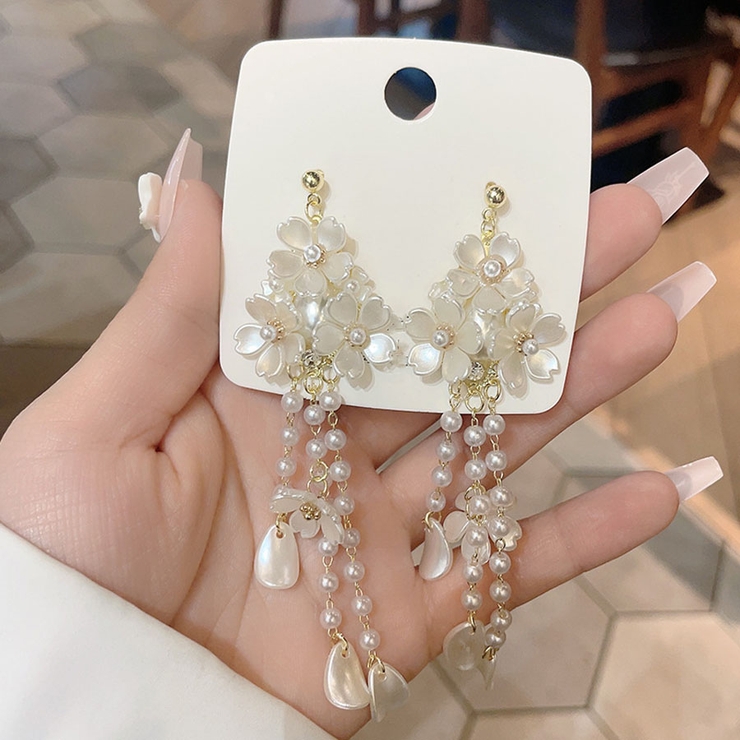 ロングピアス 揺れる 花 | shoppinggo | 詳細画像5 