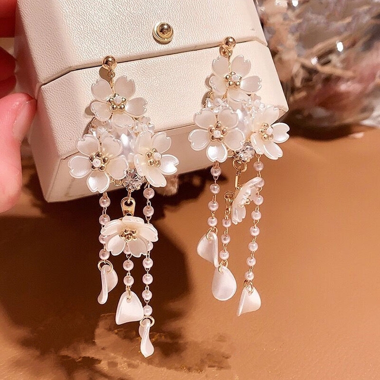 ロングピアス 揺れる 花 | shoppinggo | 詳細画像8 