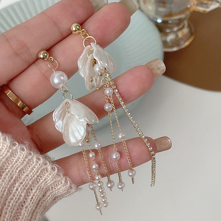 ロングピアス 揺れる 花 | shoppinggo | 詳細画像4 