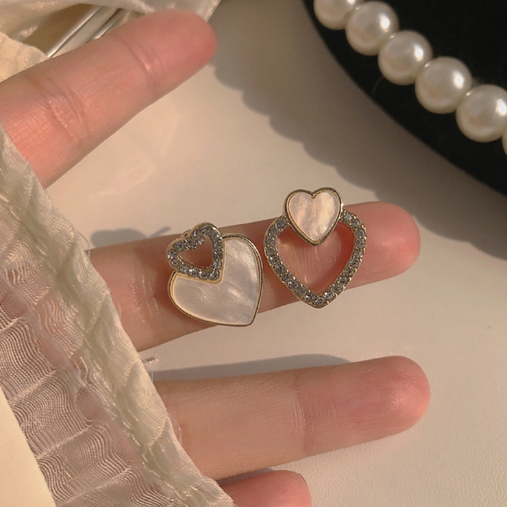 セール】モノトーンハートピアス（ピアス（両耳用