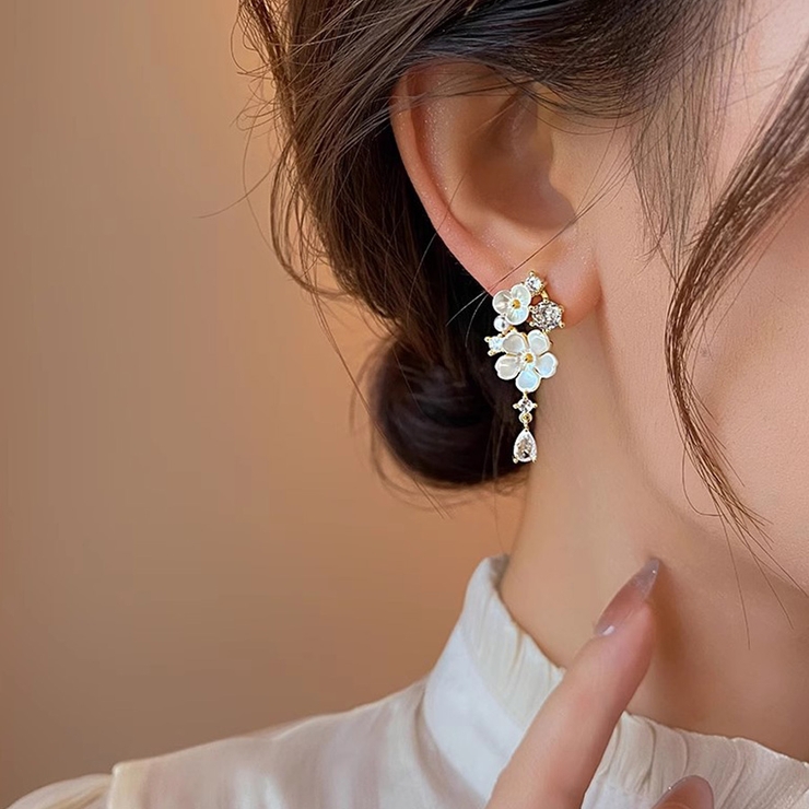 ピアス 揺れる 花 | shoppinggo | 詳細画像7 