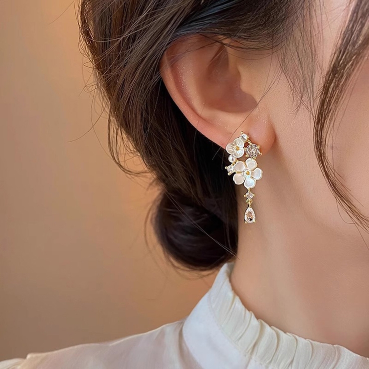 ピアス 揺れる 花 | shoppinggo | 詳細画像8 