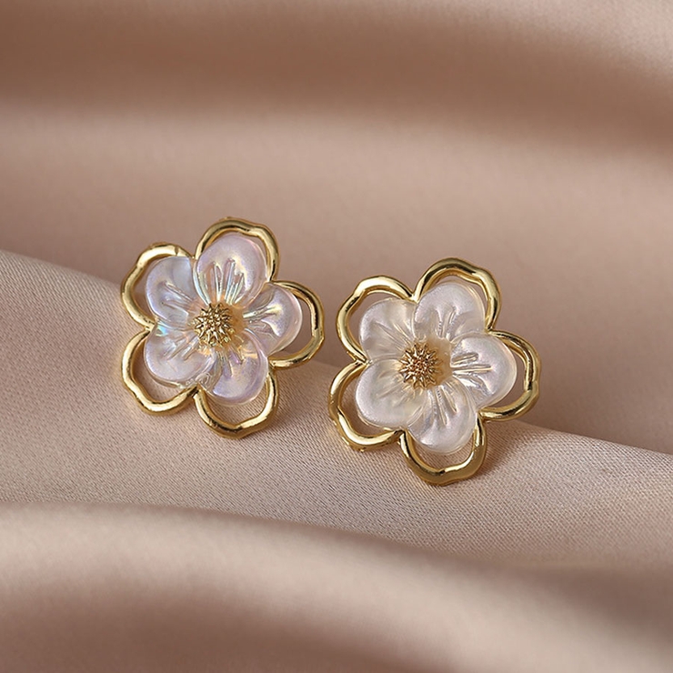 ピアス 花 レディース[品番：JRKW0004608]｜shoppinggo