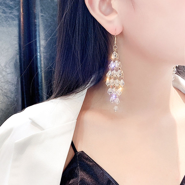 ピアス しずく型 揺れる[品番：JRKW0002220]｜shoppinggo
