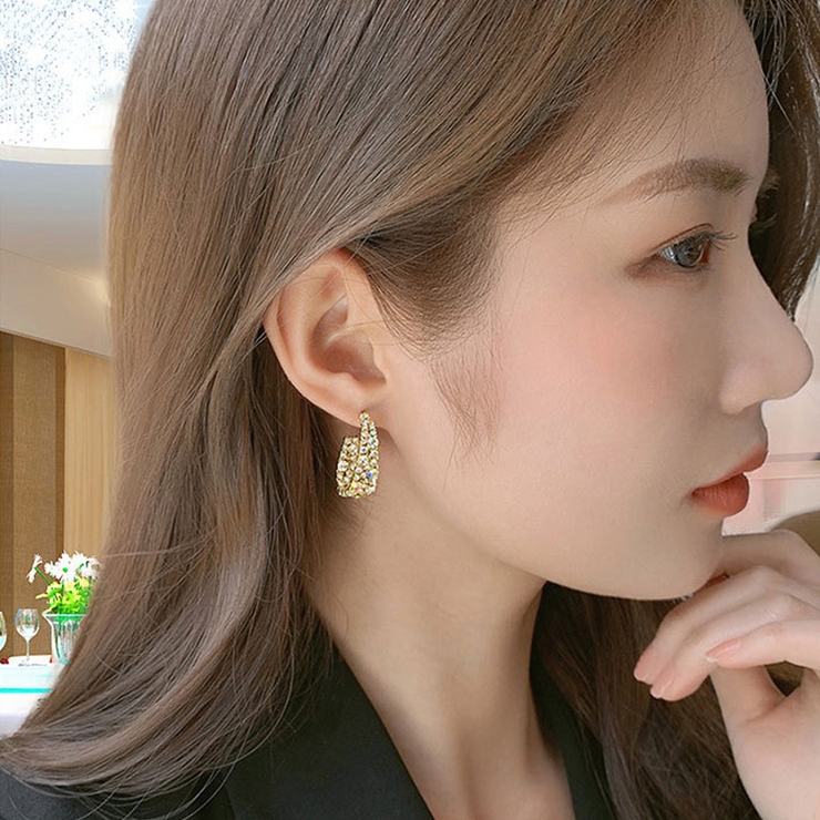 凛 RIN ボディピアス 16G 軟骨 ビジュー キラキラ 片耳用 金属