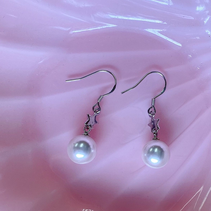 揺れるパールフックピアス パールピアス フックピアス 揺れる[品番：JRKW0001555