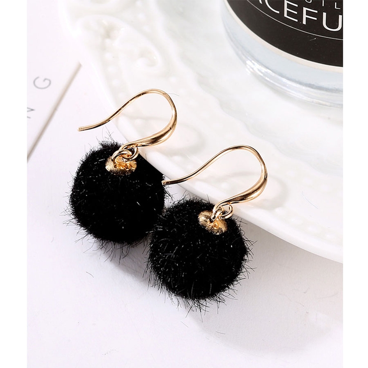 ふわふわ ファーピアス イヤリング[品番：JRKW0002689