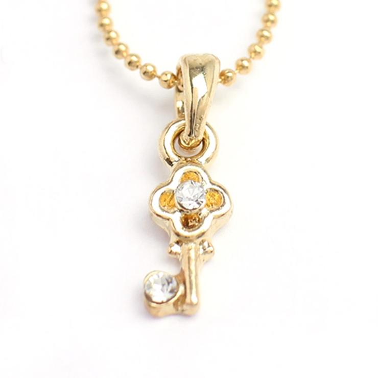 鍵モチーフのラインストーン付きゴールドネックレス キーデザインのペンダントトップ… | 腕時計アパレル雑貨小物のＳＰ  | 詳細画像3 