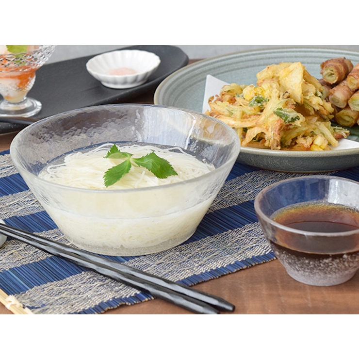 【ガラス食器】中鉢　食器　白　５枚まとめ　５セット　ガラス 中鉢 模様 大鉢 ガラス食器】中鉢 食器 白 5枚まとめ 5セット ガラス 中鉢