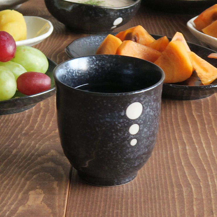 和食器 水玉 長湯呑（ドットモノトーンシリーズ）湯呑み | EAST table | 詳細画像5 