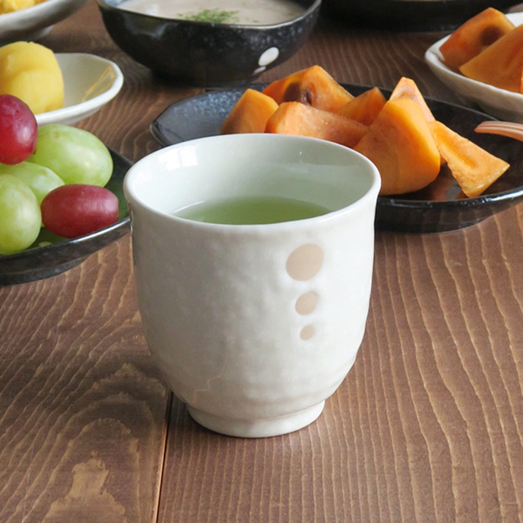 和食器 水玉 長湯呑（ドットモノトーンシリーズ）湯呑み | EAST table | 詳細画像4 