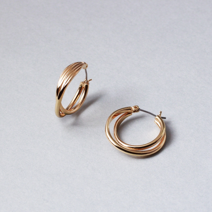 ゴールド | ピアス フープ アクセサリー via Capri プチプラ 夏 ギフト | THE KISS 