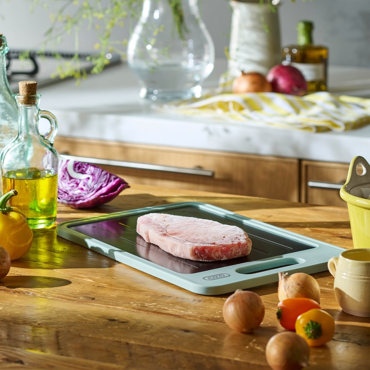 ペールアクア | 【Toffy/トフィー】解凍プレート付きカッティングボード Lサイズ | Toffy store