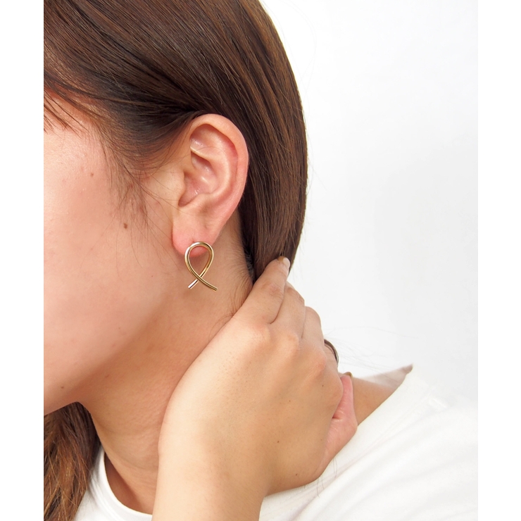 ピアス ポストピアス 左右対称[品番：TRNA0002159]｜TRANSIT