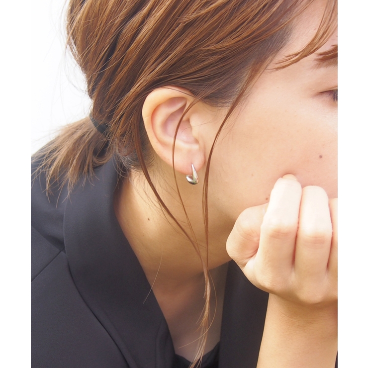 SALON 柔らかラインのプチピアス 厚メッキ | TRANSIT ACCSESSORY  | 詳細画像5 