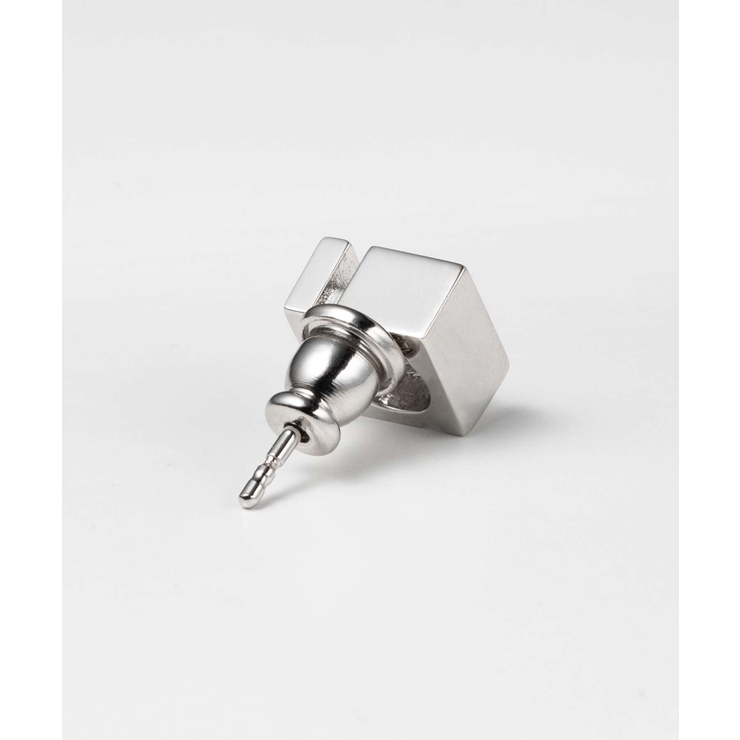 FENDI シルバー ピアス (片耳用) FFピアス 国内からすぐ届く【FENDI】FFピアス (FENDI/ピアス