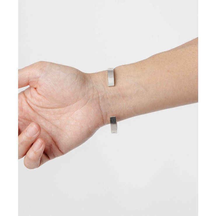 メゾンマルジェラMAISONMARGIELASI8UY0003SV0129ブレスレットCuffメンズレディースアクセサリーナンバリングカフブレスレットバングルジュエリーギフトプレゼントシルバー925silver925お祝い記念おしゃれゴールドシルバー04050607