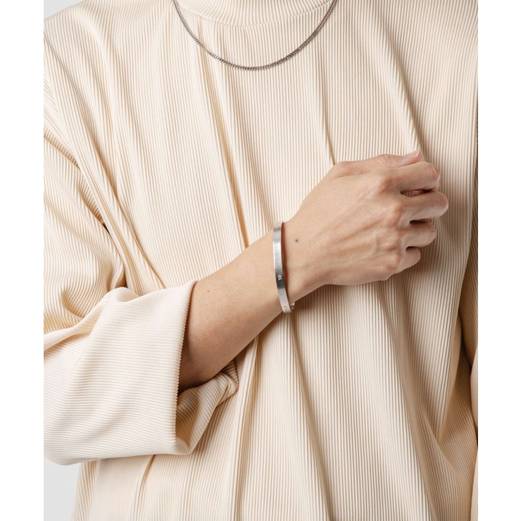 メゾンマルジェラMAISONMARGIELASI8UY0003SV0129ブレスレットCuffメンズレディースアクセサリーナンバリングカフブレスレットバングルジュエリーギフトプレゼントシルバー925silver925お祝い記念おしゃれゴールドシルバー04050607