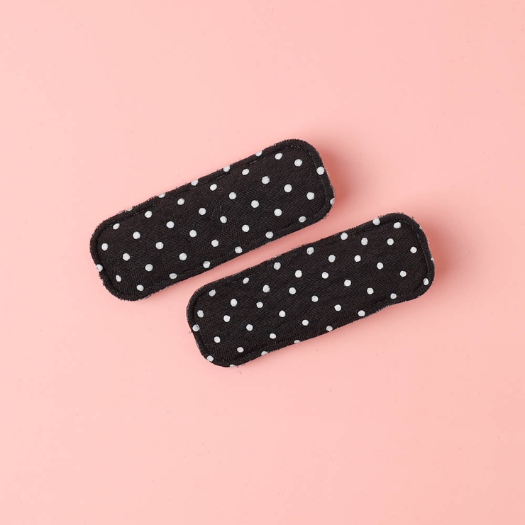 ブラック | 【2個セット】スクエアミニドットヘアピン | URBAN CHERRY