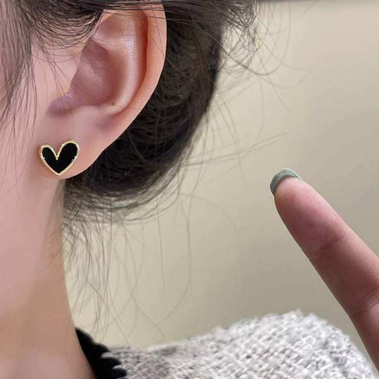 ハート ピアス アシメハートピアス | VICTORIA | 詳細画像7 
