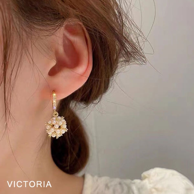 GLD(ピアス) | パールクラスターフープピアス シンプル きれいめ | VICTORIA
